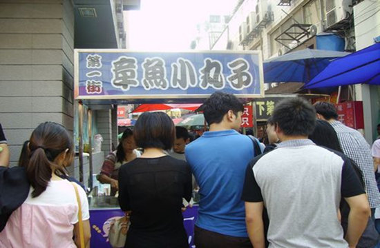 ��߅���~С����